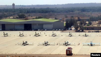 مقر الكلية الجوية بمصراتة - رويترز